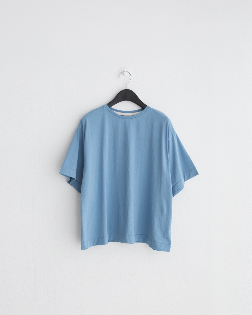 반팔 티셔츠 블루 색상 이미지-S3L8